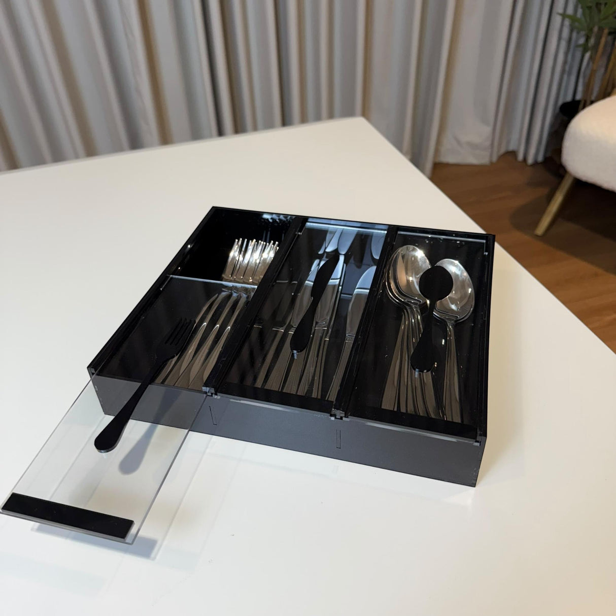 منظّم ثلاثي لأدوات السفرة | أبيض، رصاصي، أسود