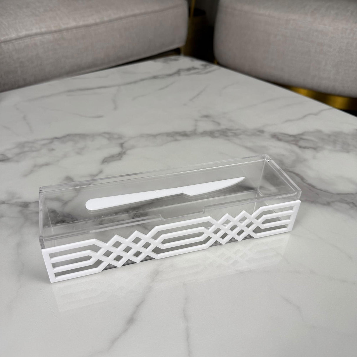 منظّم أدوات السفرة ب إطار زخرفي أبيض | اختاري النوع