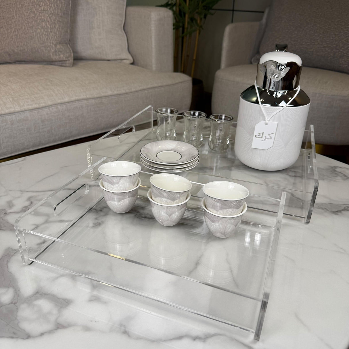 صينية فاخرة بالأكريليك السميك – تصميم جانبي معزز