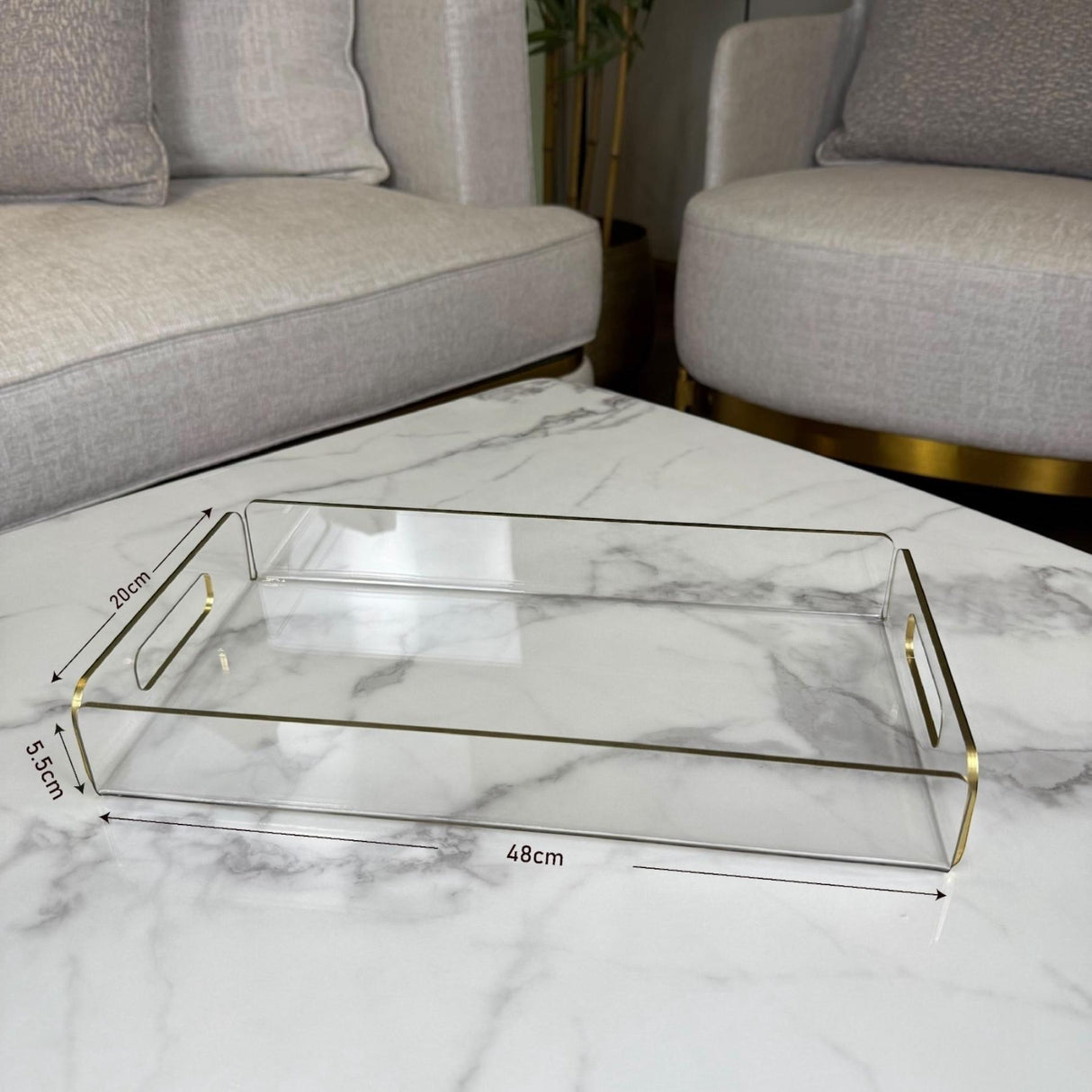 صواني أكريليك شفافة بلمسة ذهبية - 3 مقاسات