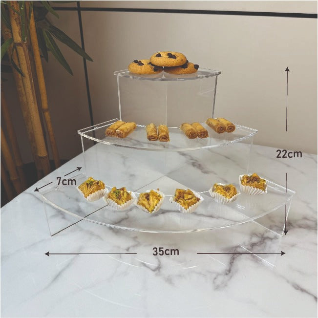 ستاند تقديم 3 طبقات بتصميم منحني من الأكريليك الشفاف