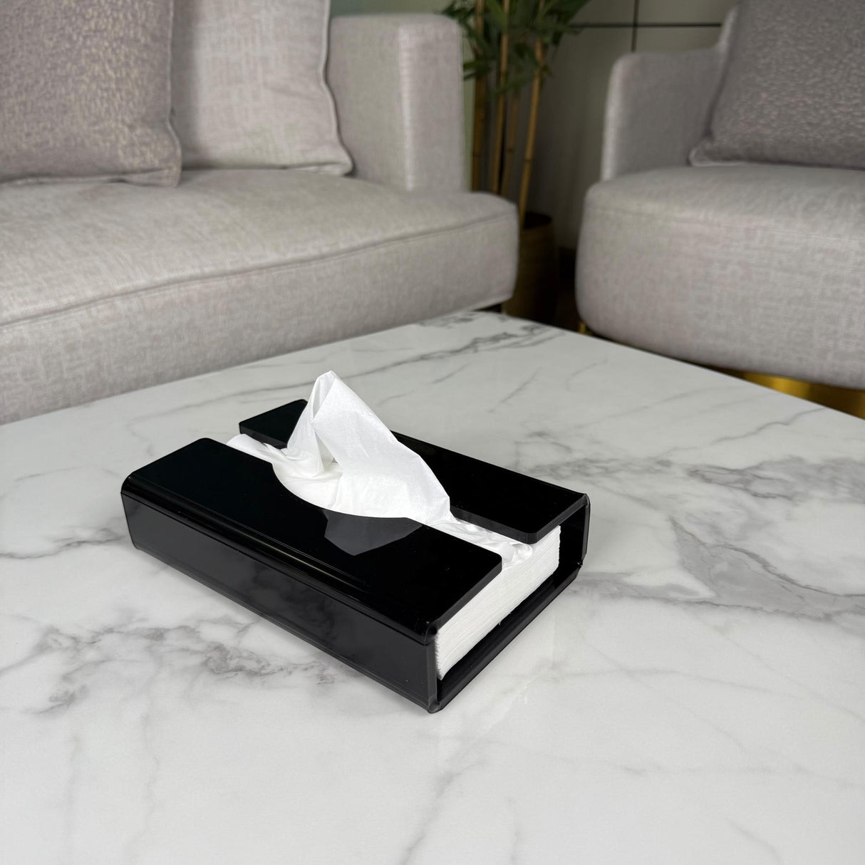 علبة مناديل أكريليك بأربع خامات فاخرة