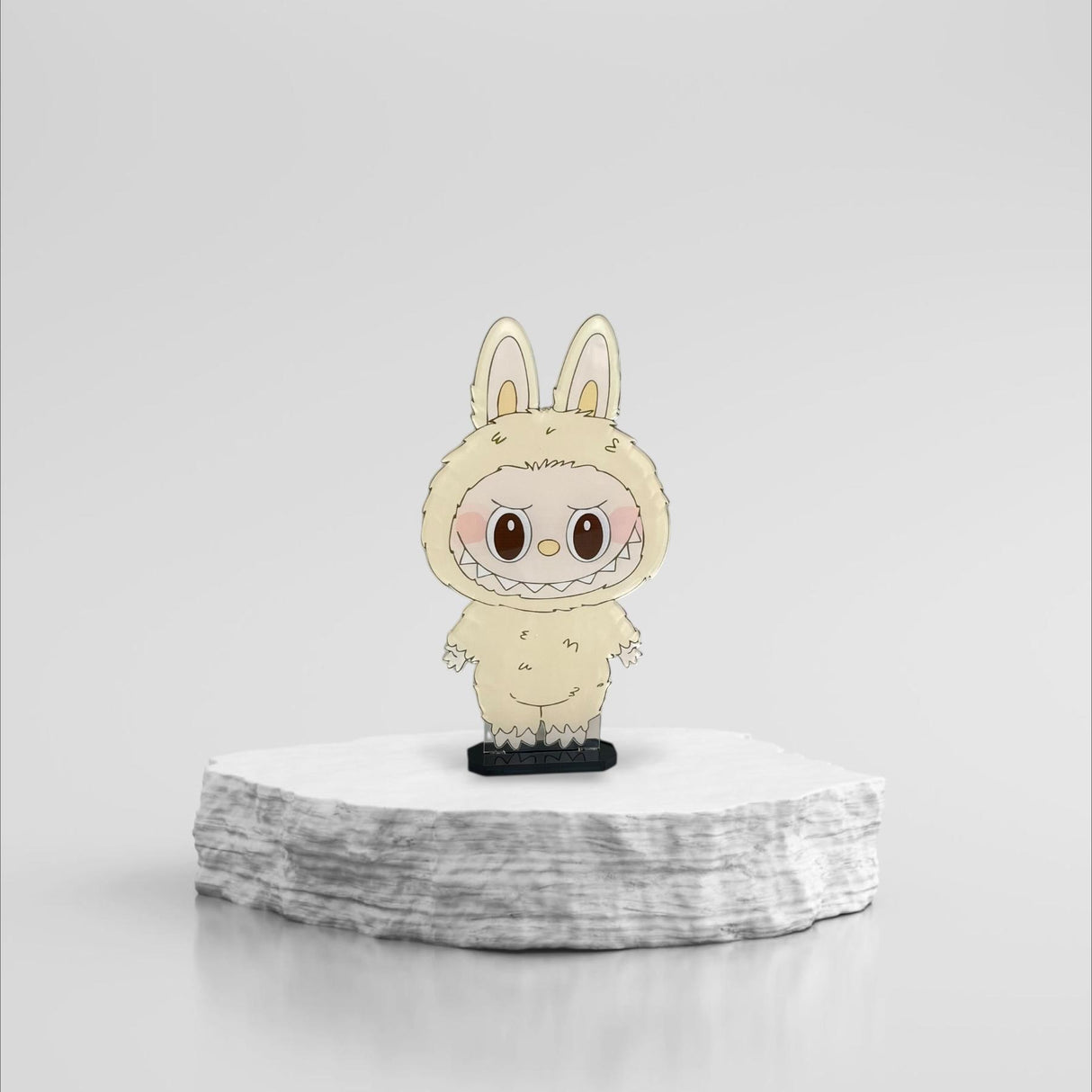 ستاند أكريليك لابوبو – شخصية Labubu المحبوبة بـ 8 ألوان مبهجة