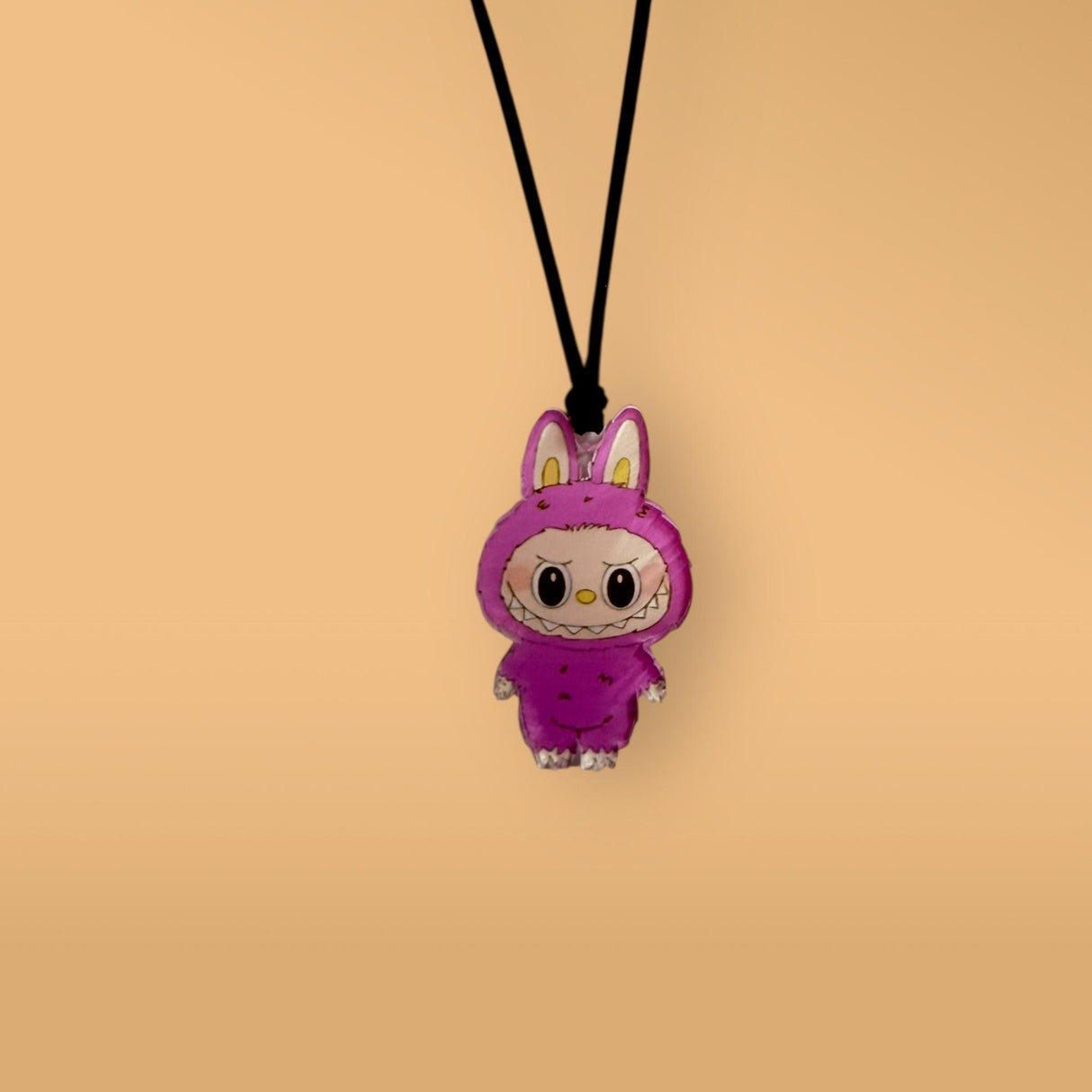 تعليقة لبوبو بشخصية كاملة