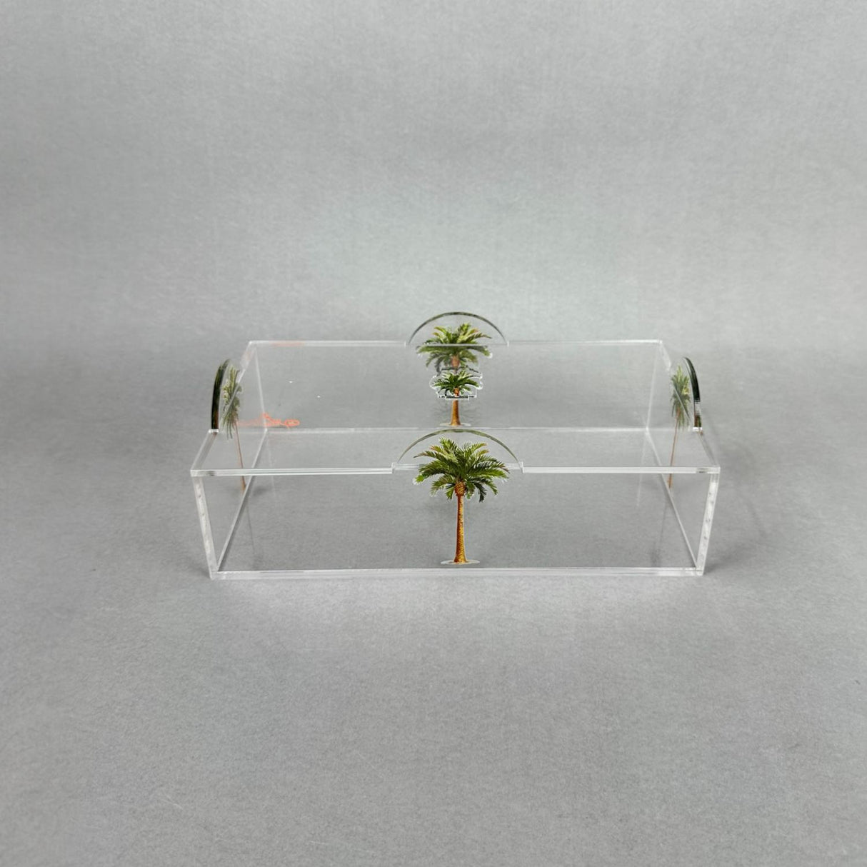 بوكس أكريليك بتصميم النخيل