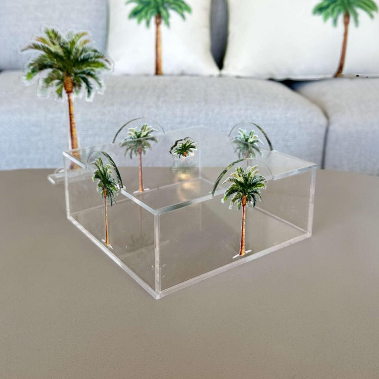 بوكس أكريليك بتصميم النخيل