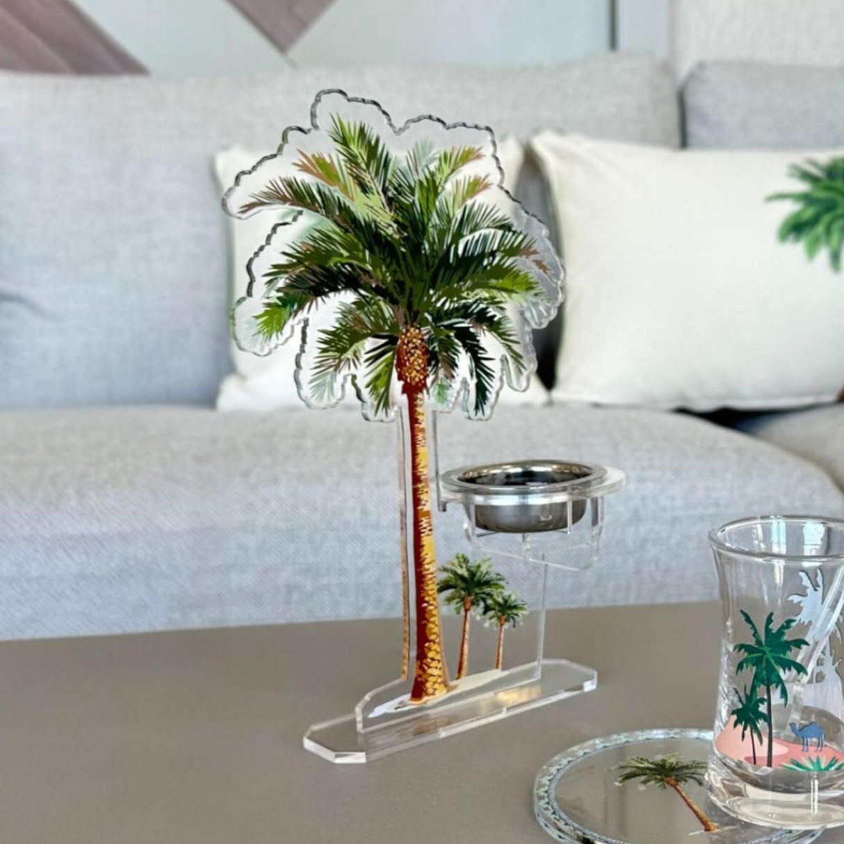 مبخرة أكريليك بنقشة النخلة