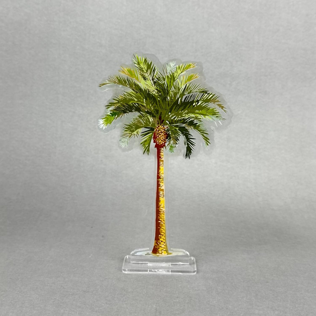 استاند أكريليك بنقشة النخلة - تصميم فاخر من همس الأفكار