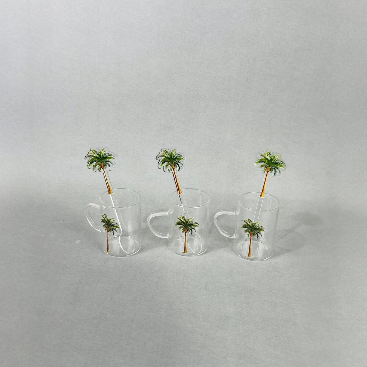 طقم أكواب شاي شفاف - روح النخلة من همس الأفكار (3 قطع)