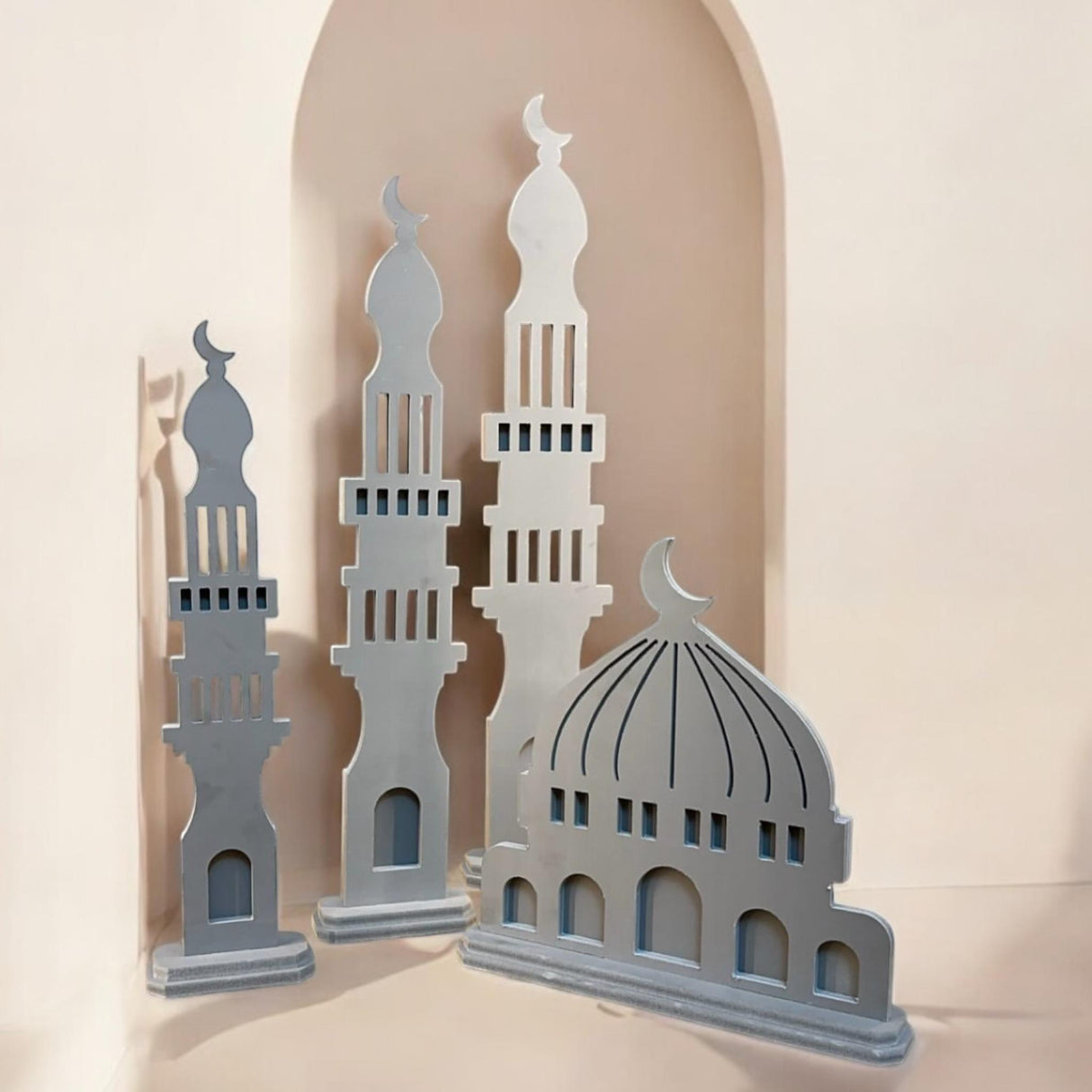 طقم ديكور رمضاني - 3 مآذن مع قبة المسجد