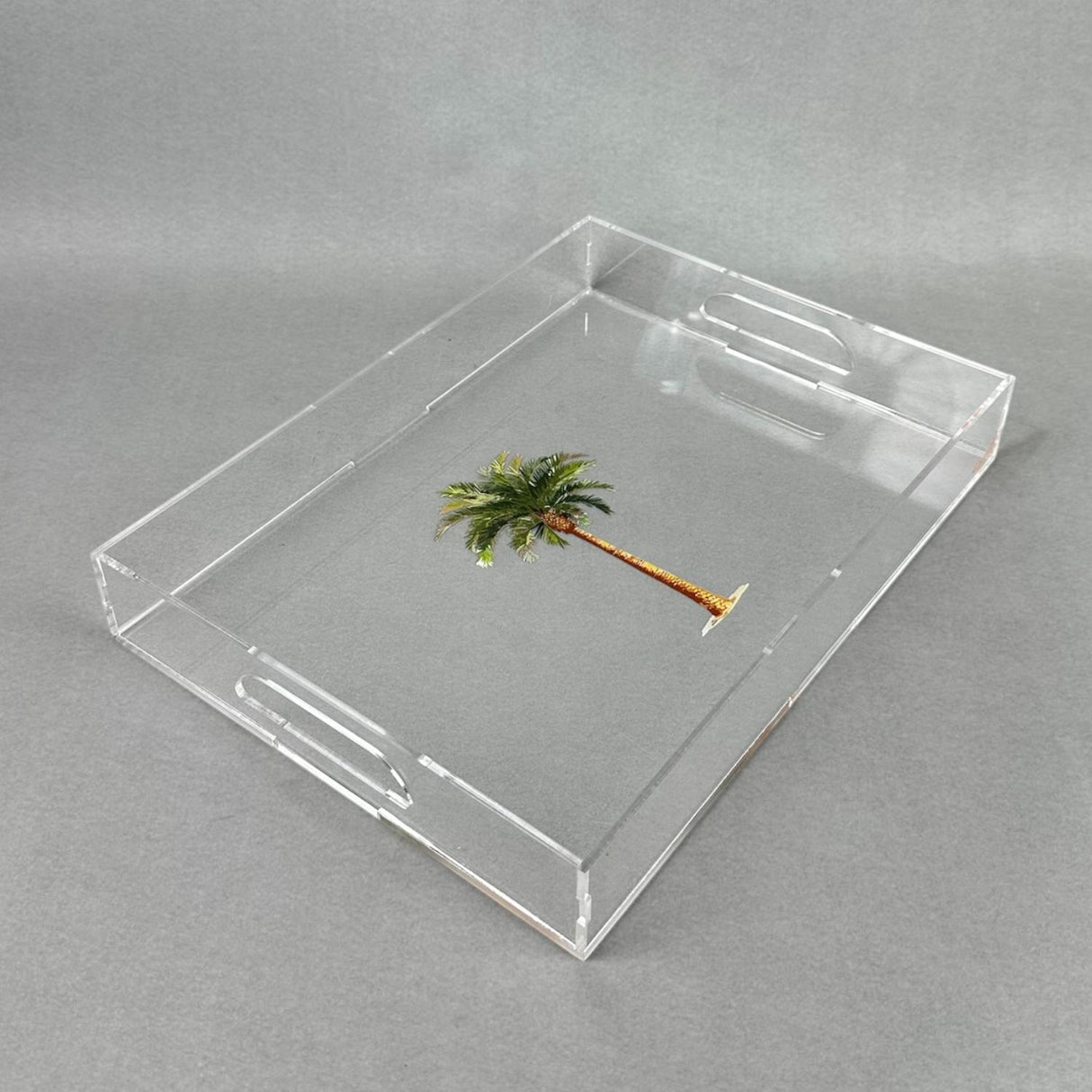 صينية الأكريليك بتصميم النخلة