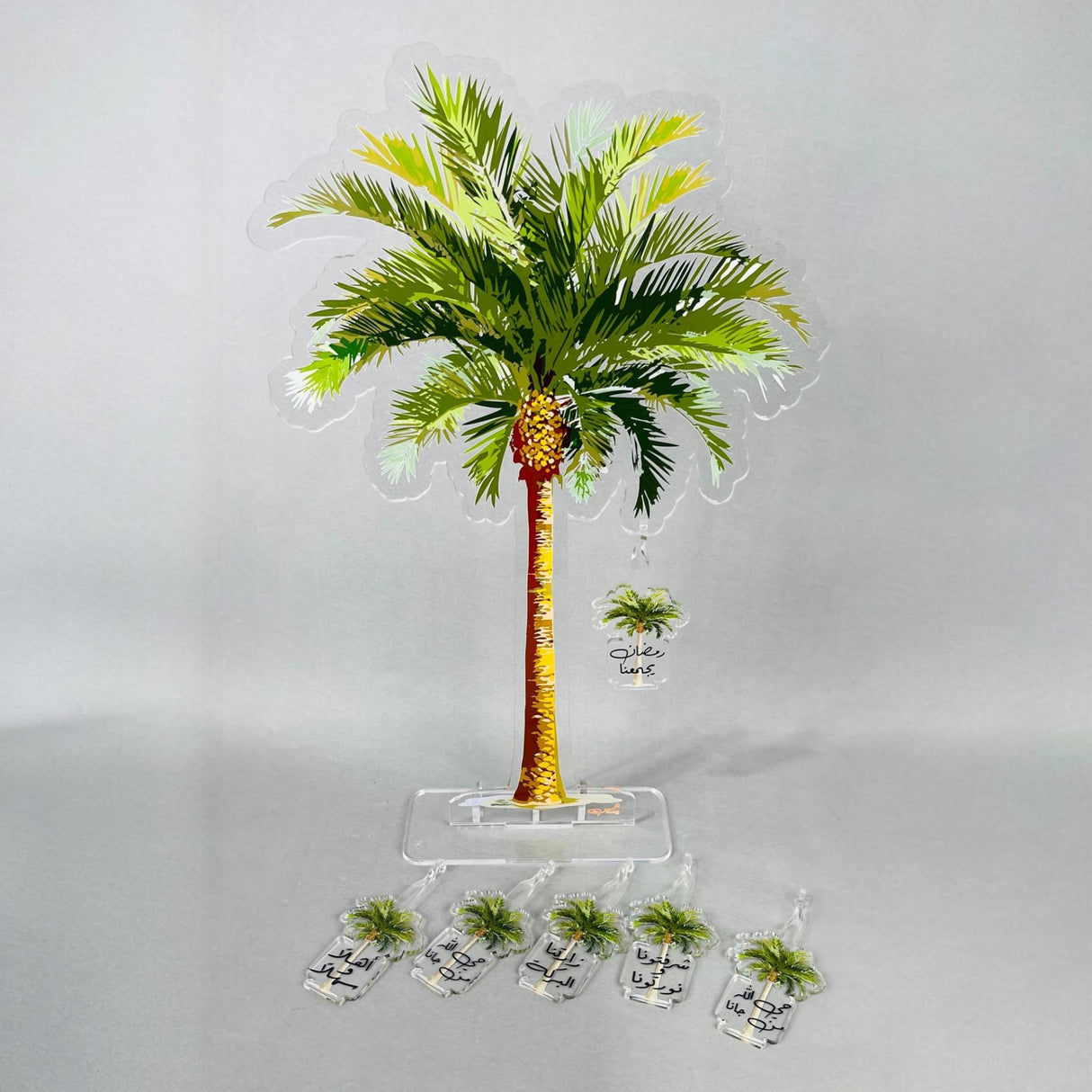 استاند أكريليك روح النخلة - تصميم فاخر من همس الأفكار