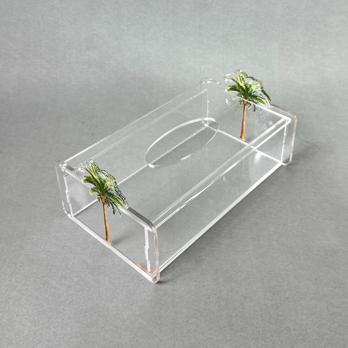 علبة مناديل أكريليك بنقشة النخلة - تصميم فريد من همس الأفكار