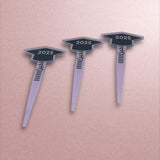 استيك تخرج 2025 - عبارة «أخيراً» - طقم من 3 قطع